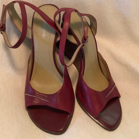 Red wedges - Picture 2 of 5